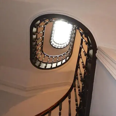 Bonjardim 466 - Historic Townhouse فيلة