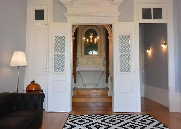 Villa Bonjardim 466 - Historic Townhouse