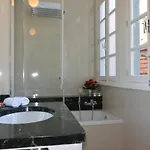 Bonjardim 466 - Historic Townhouse *