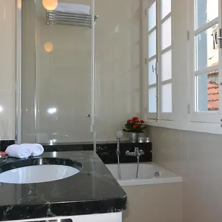 Bonjardim 466 - Historic Townhouse *