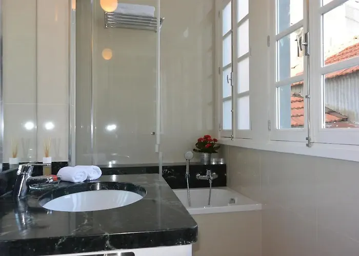 Bonjardim 466 - Historic Townhouse *