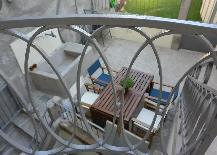 Bonjardim 466 - Historic Townhouse *